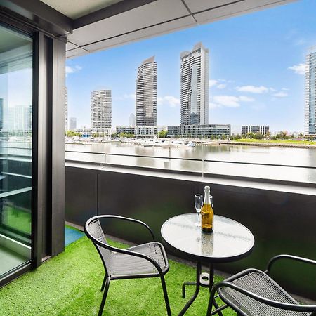 Melbourne Docklands Riverside Views Exteriör bild
