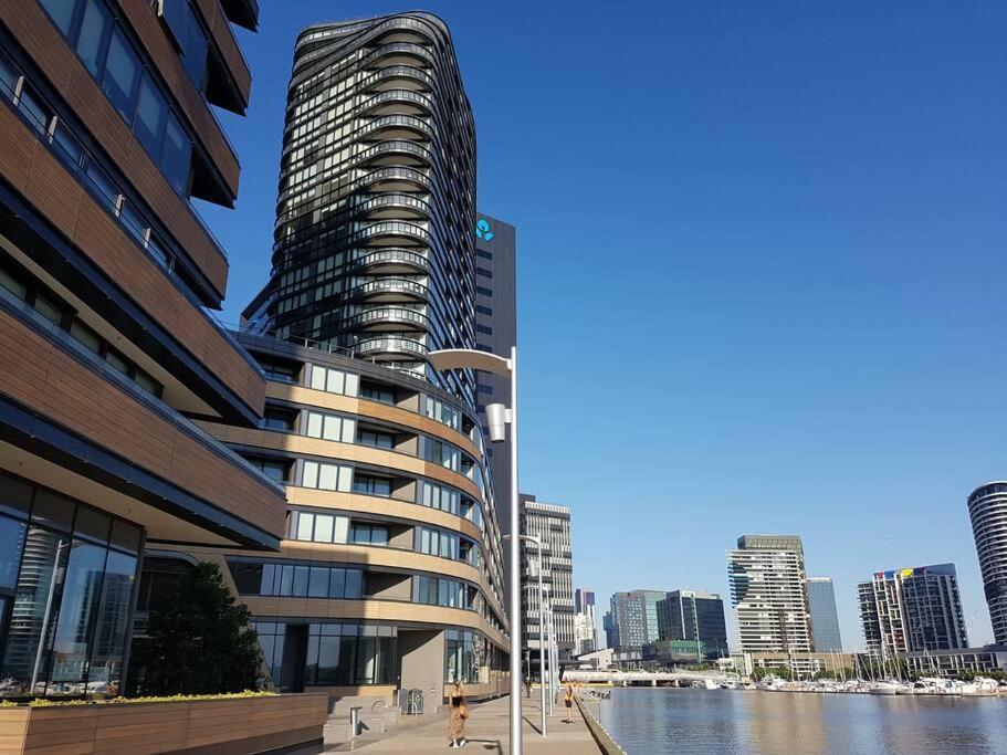Melbourne Docklands Riverside Views Exteriör bild