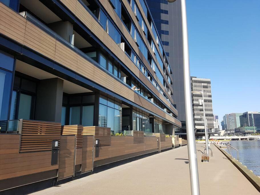 Melbourne Docklands Riverside Views Exteriör bild