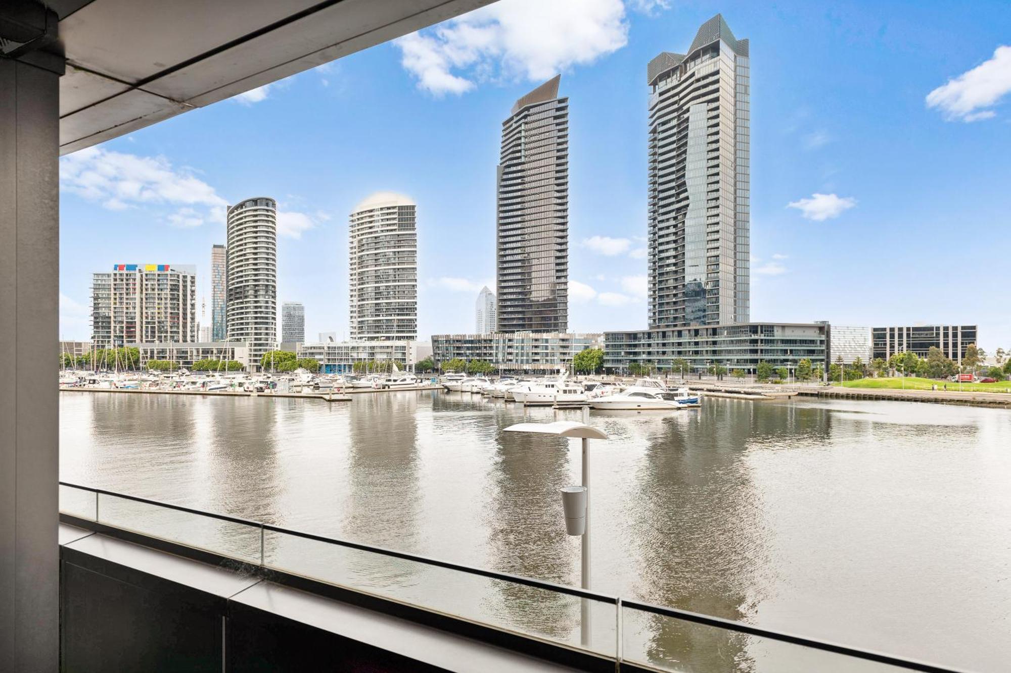 Melbourne Docklands Riverside Views Exteriör bild