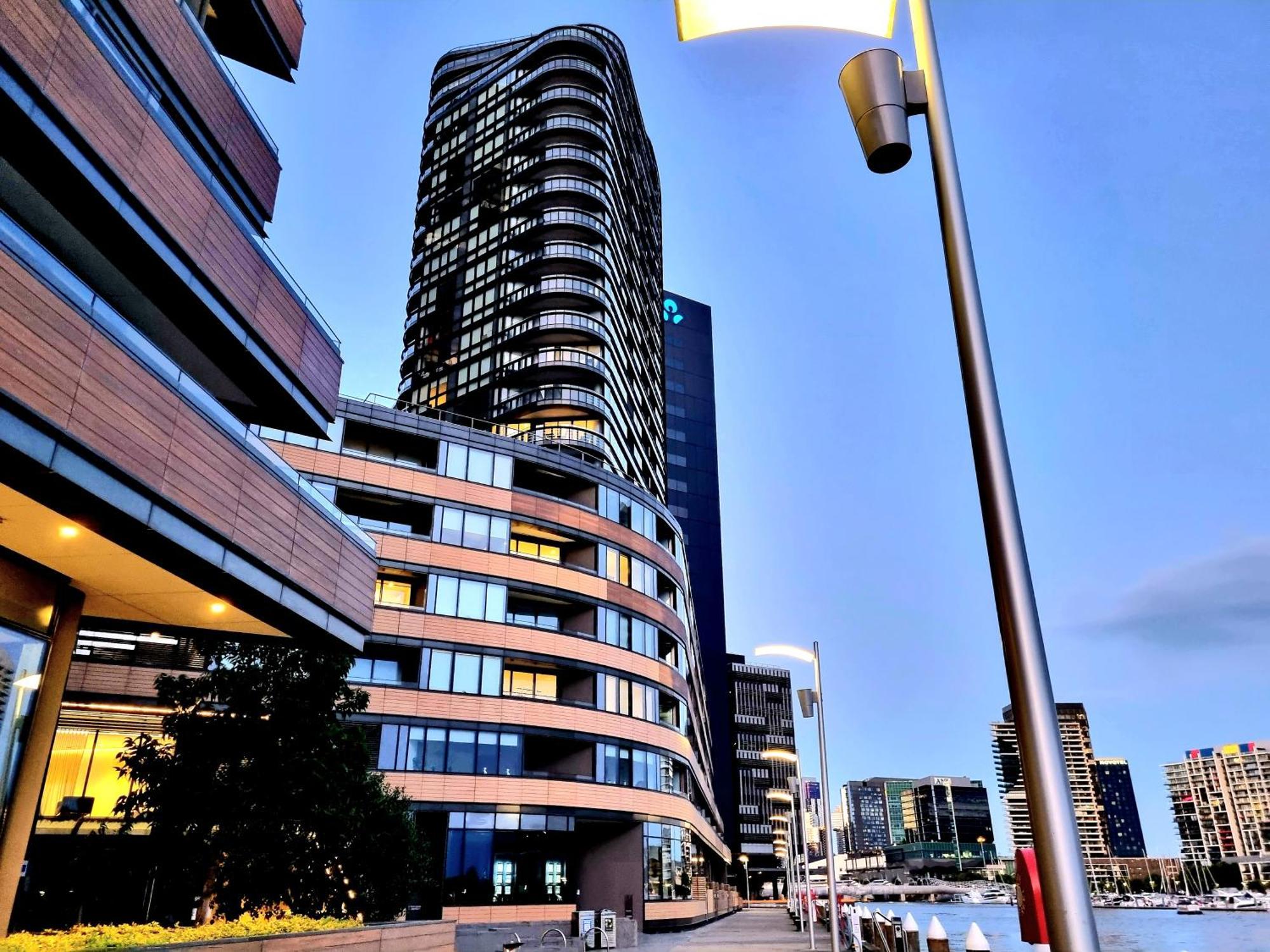 Melbourne Docklands Riverside Views Exteriör bild